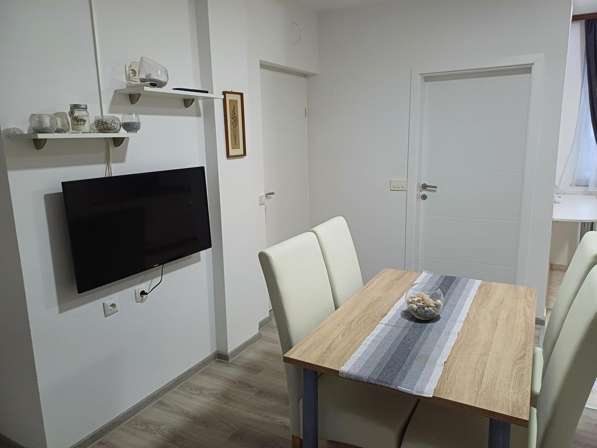 Apartmani Bulajic Krk Town Exterior photo